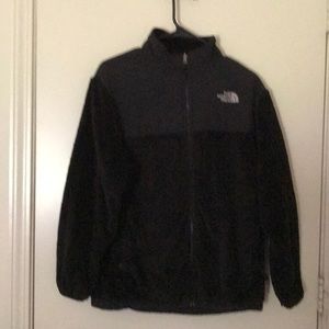 Girls XL north face black Denali jacket the best